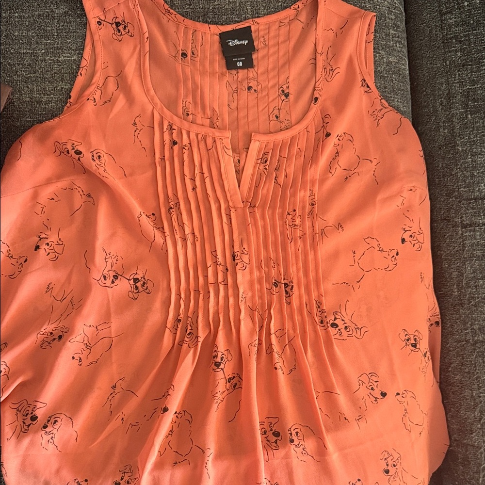 Torrid Disney Lady and the Tramp Women's Coral Sleeveless Pintuck Tank Top